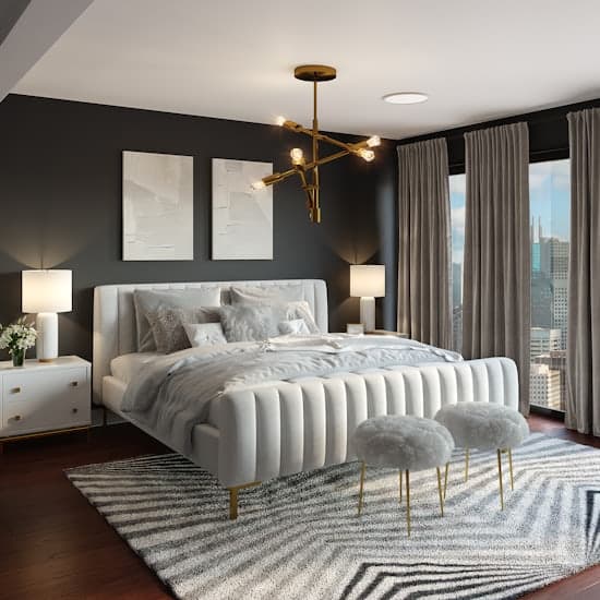 Master Bedroom Suites & Hydraulic Beds