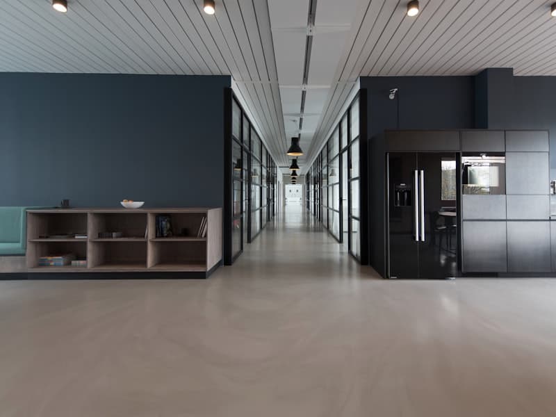 Executive Director Cabin & Corporate Veneer Workstation Tour